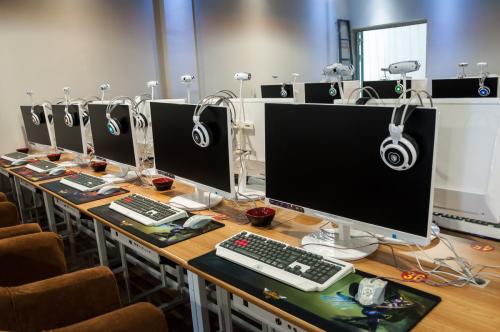 新開(kāi)網(wǎng)咖準(zhǔn)備裝修要注意什么？